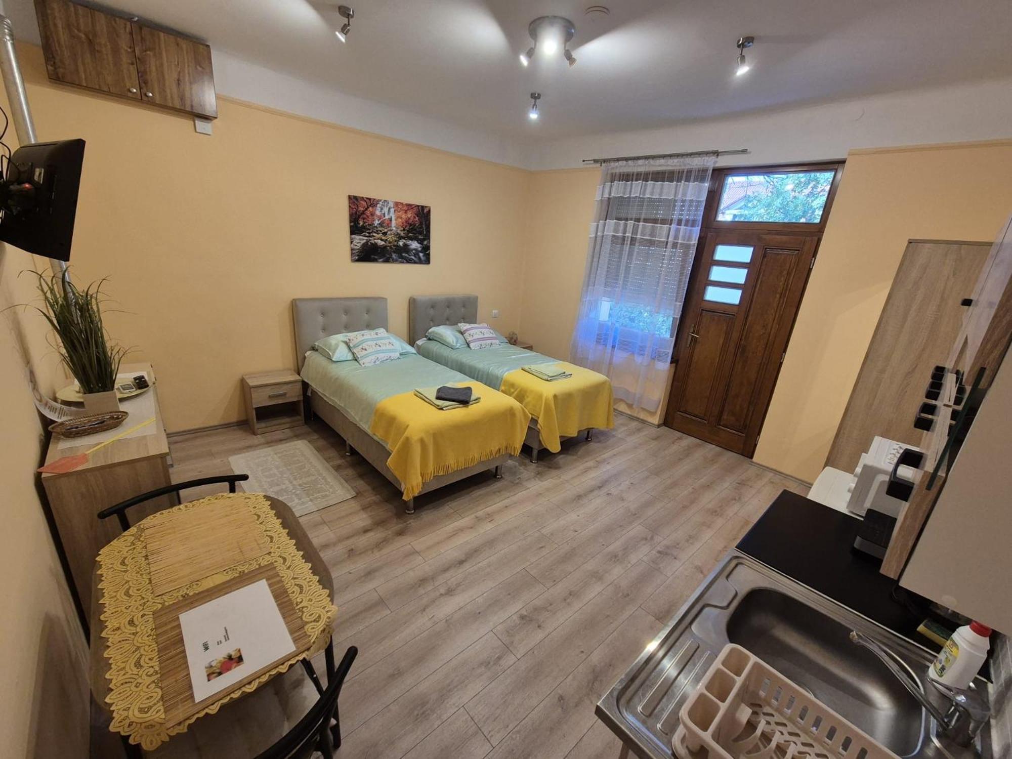 Szahara Vendeghaz Apartment Kerekegyháza Exterior foto