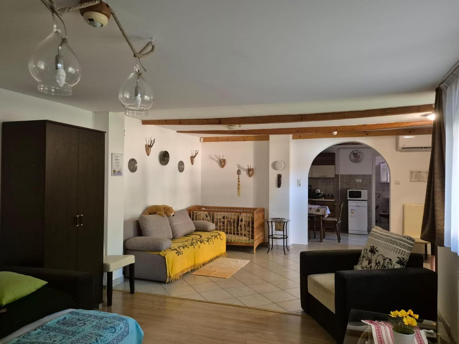 Szahara Vendeghaz Apartment Kerekegyháza Exterior foto